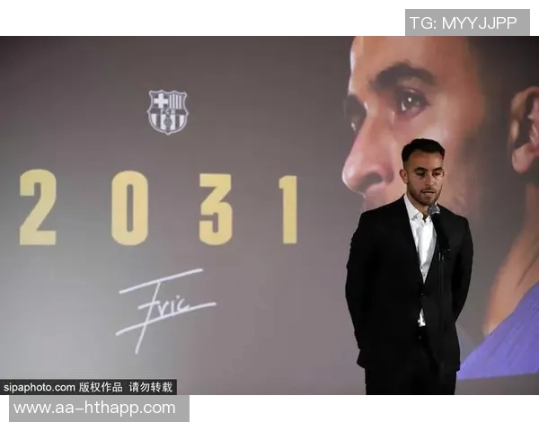 巴萨中卫引援目标浮出水面塞内西阿克德弗里等人均在考虑之中 巴萨中卫引援目标浮出水面塞内西阿克德弗里等人均在考虑之中