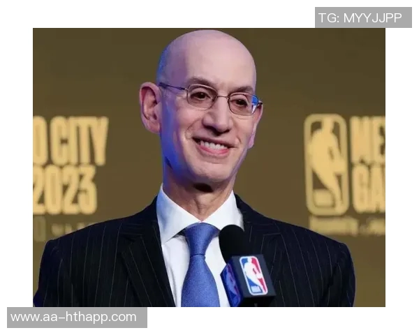 萧华谈罗齐尔薪资困境前所未见将与热火进行深入协商解决方案 萧华谈罗齐尔薪资困境前所未见将与热火进行深入协商解决方案