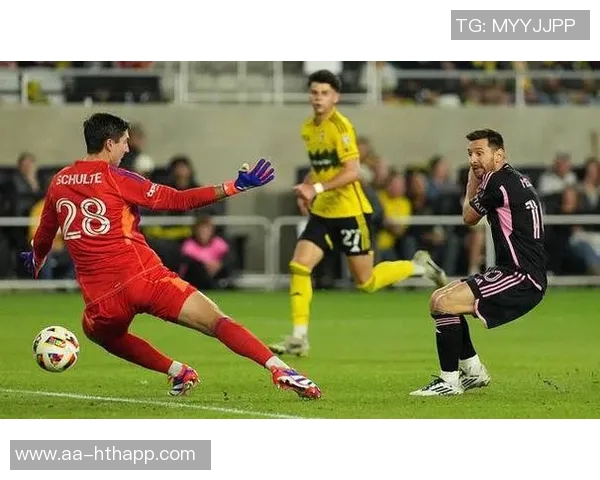 迈阿密国际有意签下19岁阿根廷中卫拉米雷斯引发关注